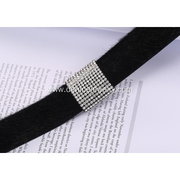 Rhinestone Centre Section Velvet Choker Fur Leather Necklace